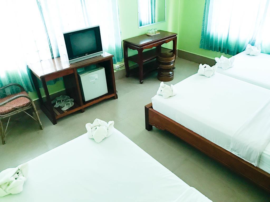 Ta Som Guesthouse & Tour Services Siem Reap Exteriör bild
