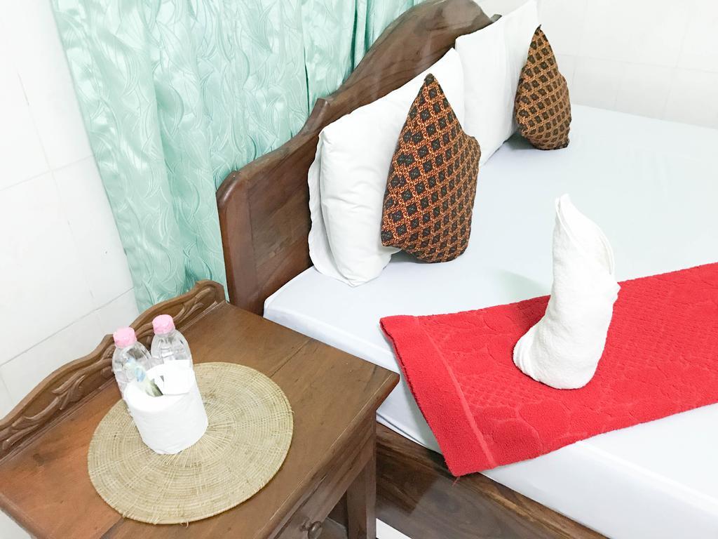 Ta Som Guesthouse & Tour Services Siem Reap Exteriör bild