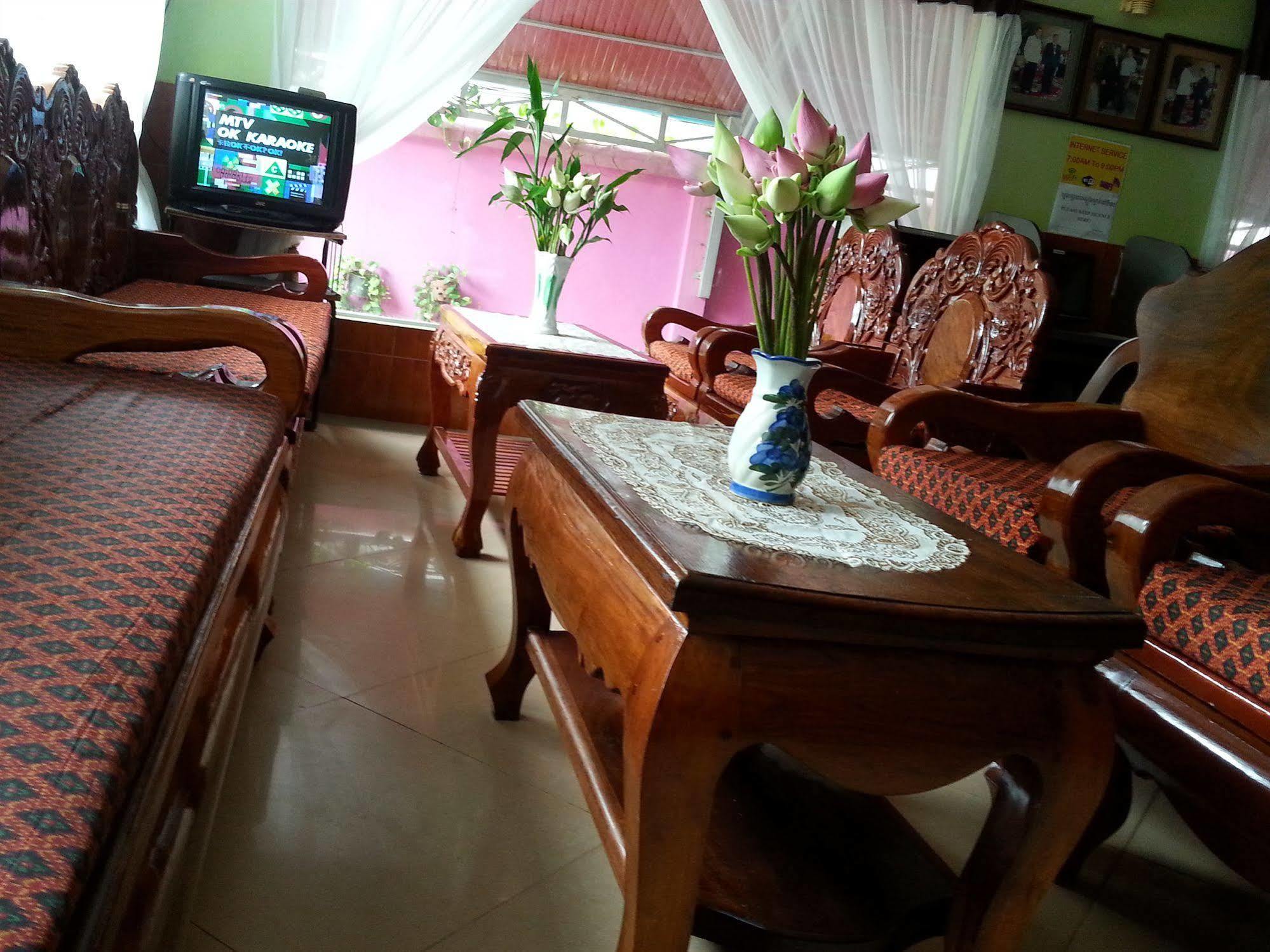 Ta Som Guesthouse & Tour Services Siem Reap Exteriör bild