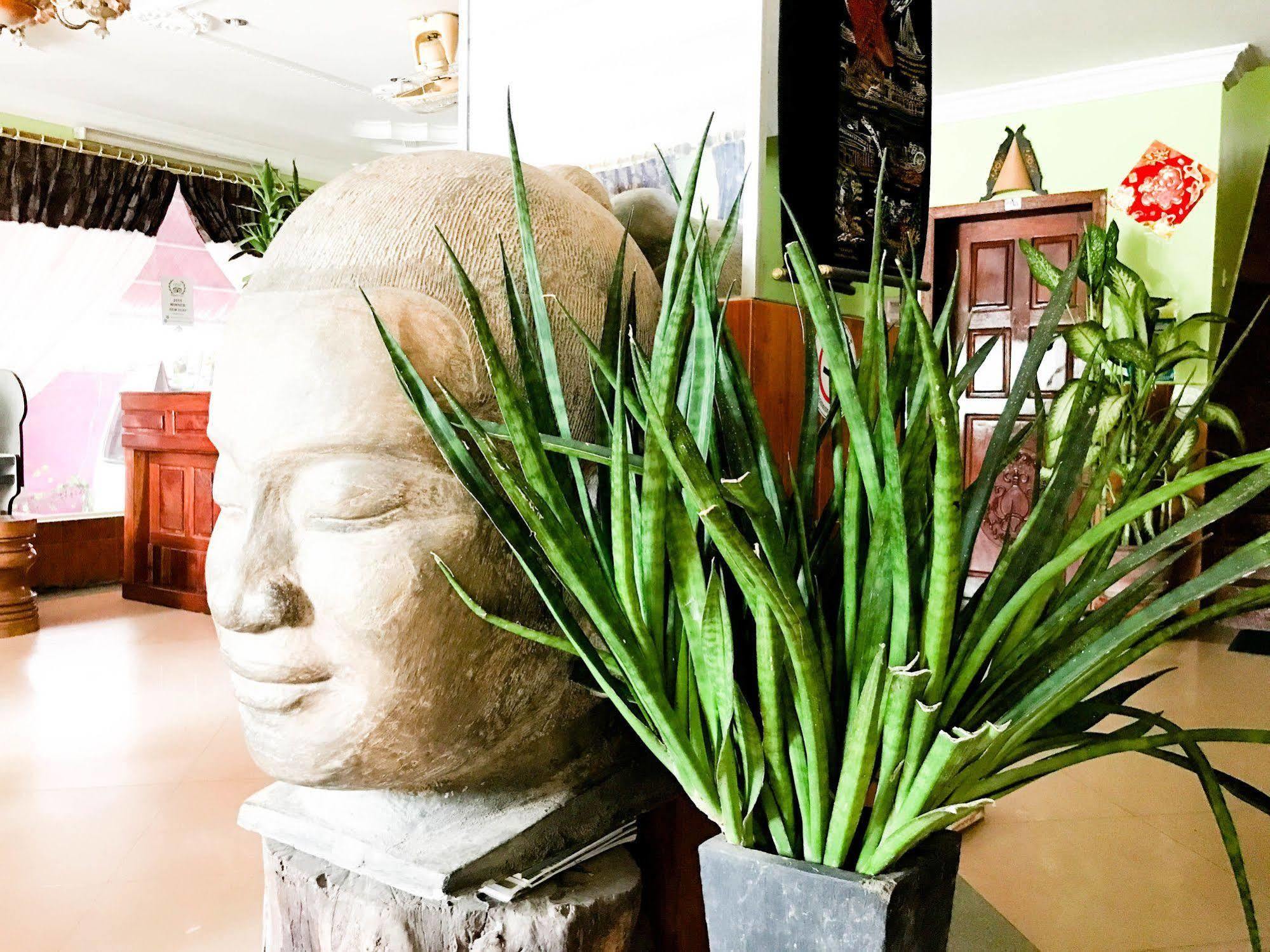 Ta Som Guesthouse & Tour Services Siem Reap Exteriör bild